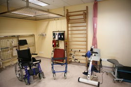 門診及日間化療服務與診所服務 高效便捷的現代醫療模式